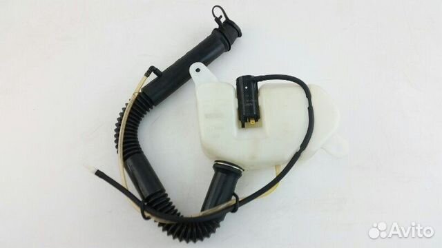 Бачок омывателя задний Mitsubishi Pajero Sport