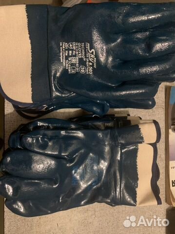 Спилковые перчатки облиты резиной