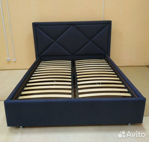 Кровать новая с подъемным механизмом