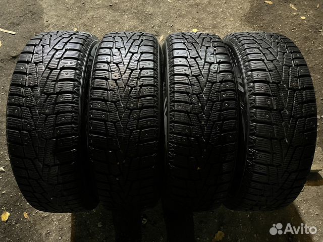 Roadstone Winguard WinSpike 215/65 R16 102T