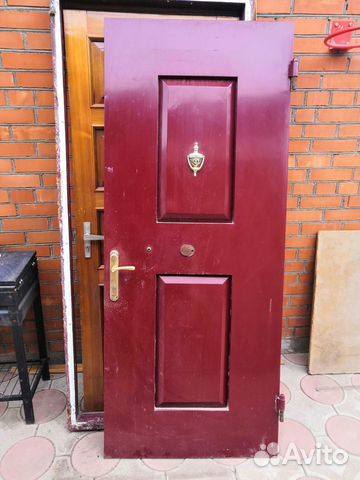 Продаётся стальная дверь
