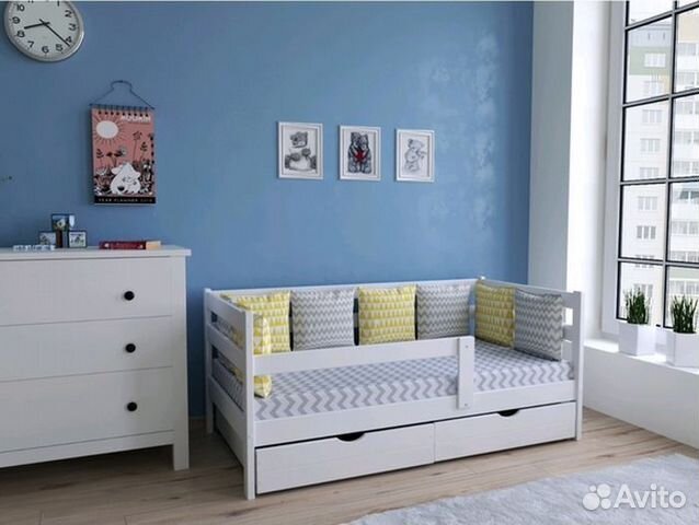 Кроватка с бортиком детская берёза софа