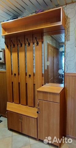 Вешалка в прихожую с зеркалом