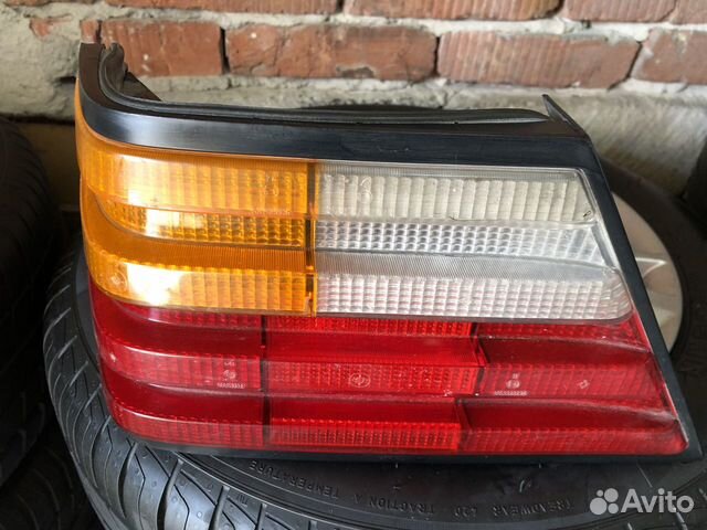 Фара на Мерседес 124