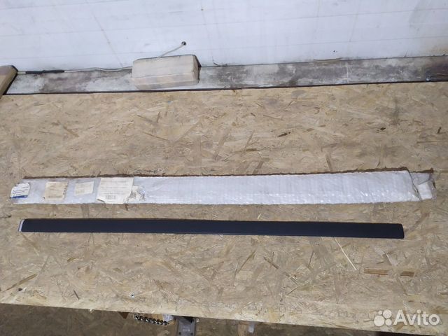 Молдинг двери передний Ford Focus 2 06