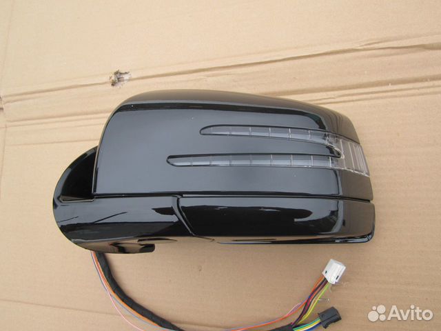 Зеркало левое 10+9 конт Mercedes GL ML W164 10-11