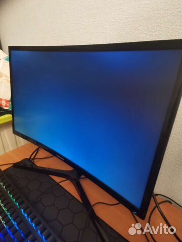Монитор Samsung 144грц 24 изогнутый