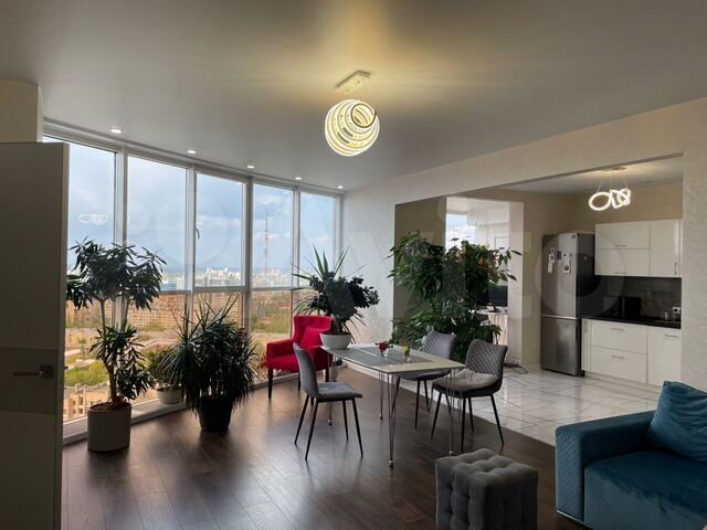 2-к. квартира, 76 м², 24/25 эт.