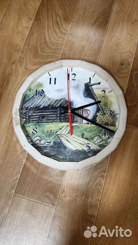 Часы настенные деревянные