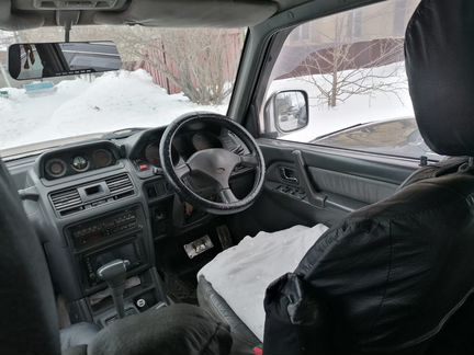 Mitsubishi Pajero 2.5 AT, 1992, 271 230 км