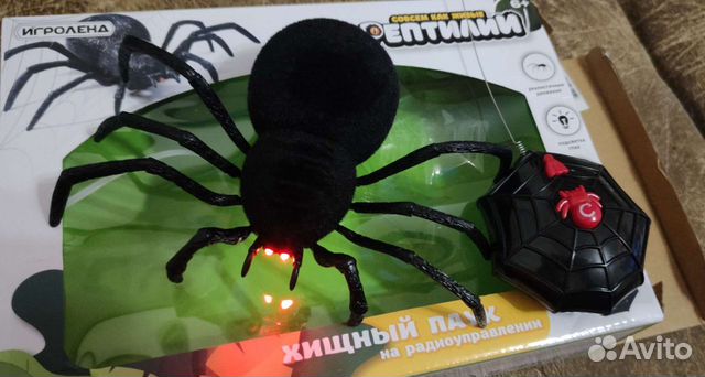 Игрушка новая паук на пульте ду