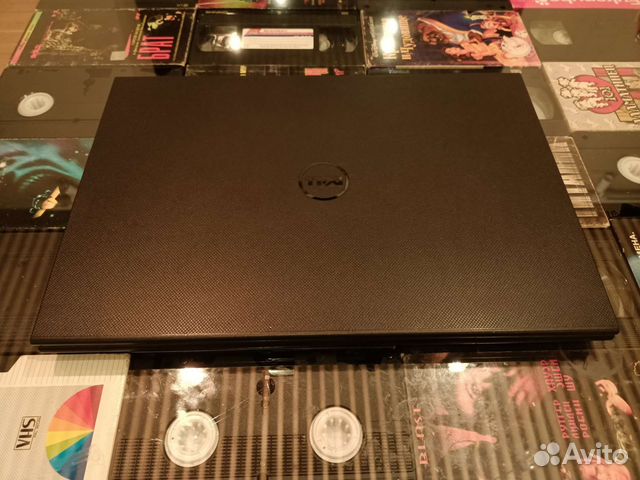 Ноутбук dell inspiron 15