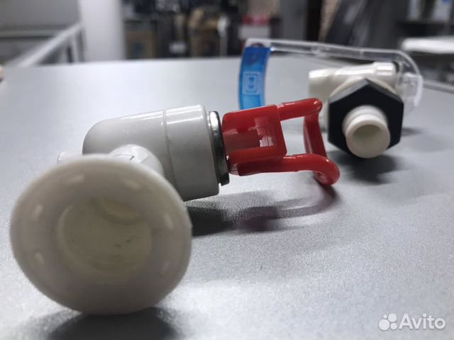 Кран для кулера