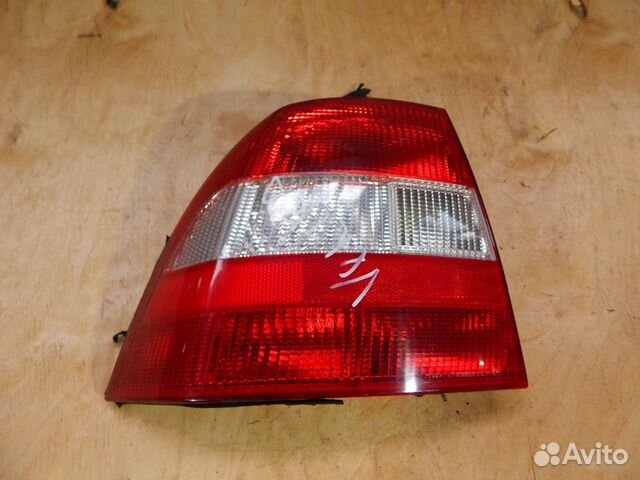 Фонарь левый Opel Vectra B седан / хетчбэк