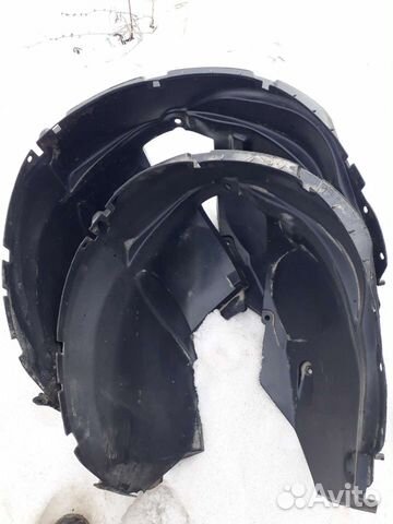 Подкрылок передний левый Renault Duster