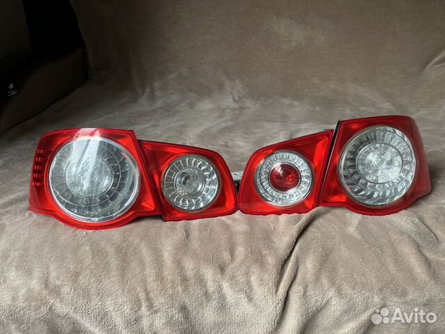 Задние фонари на Volkswagen jetta 5