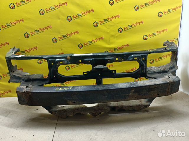 Рамка радиатора Mitsubishi Galant De седан 4G64