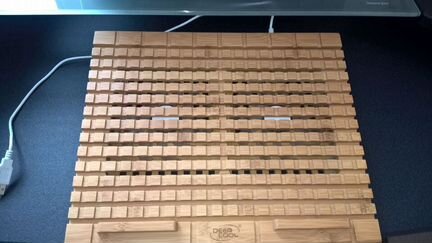 Охлаждающая подставка для ноутбука