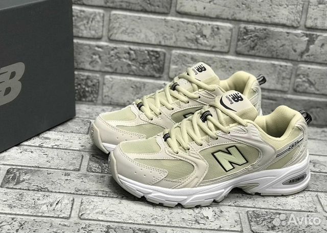 Кроссовки New balance 530 + носки