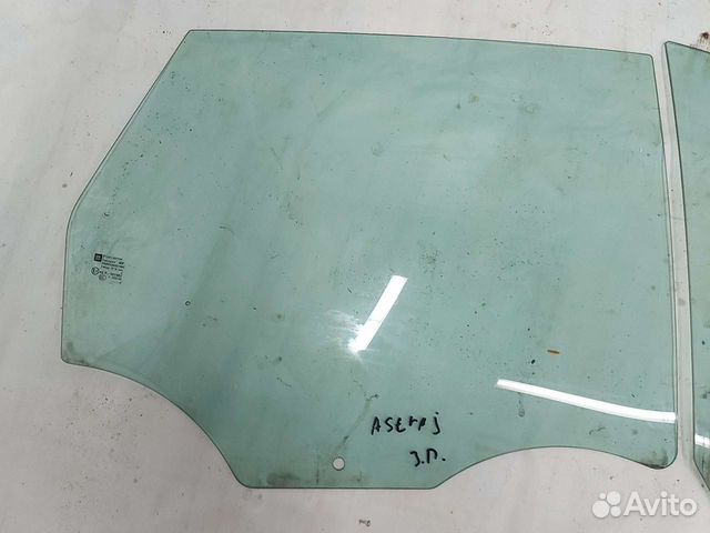 Заднее правое стекло Opel Astra J/ Опель Астра