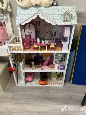 Домик кукольный