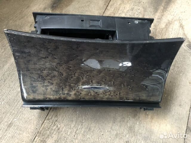 Пепельница для Mercedes W211