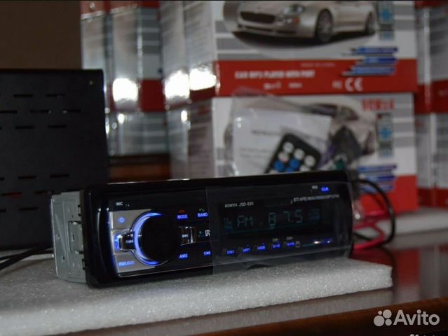 Ест Магнитола с блютуз и громкой связью с телефона