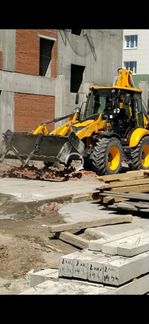 Машинист эксковатора-погрузчика Elaz-888