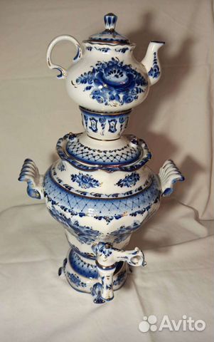 Самовар электрический. Гжель
