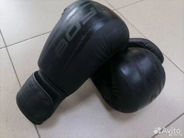 Перчатки боксерские черные
