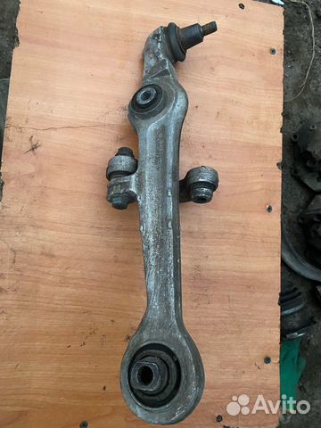 Рычаг подвески передний нижний audi A6 C5 passat