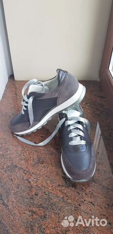 Кроссовки женские 39 размер