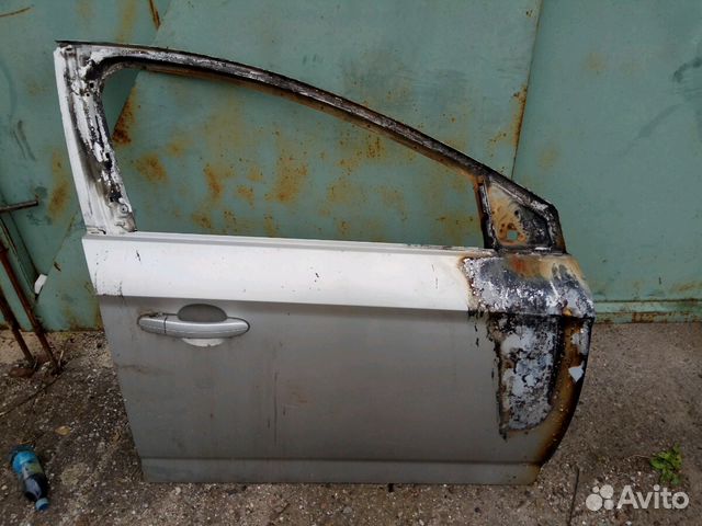 Дверь передняя правая Форд Мондео