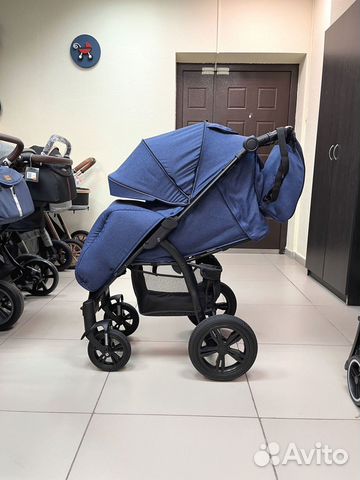 Коляска прогулочная