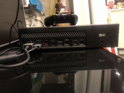 Xbox One+два джойстика