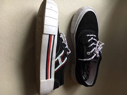 Tommy hilfiger кеды