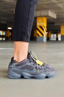 Кроссовки Adidas Yeezy Boost 500