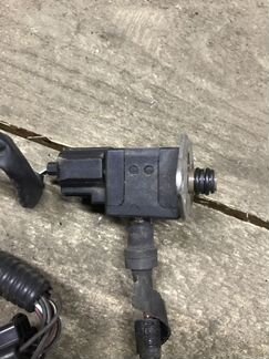 Датчик давления топлива jaguar AJ87977