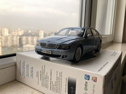 1/18 Kyosho Bmw 760Li E66 Hydrogen