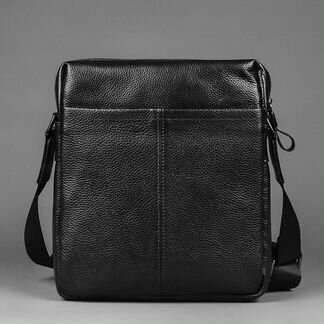 Черная мужская сумка