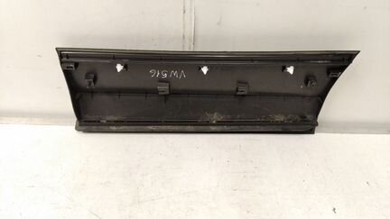 Накладка двери задняя правая VW Tiguan 2