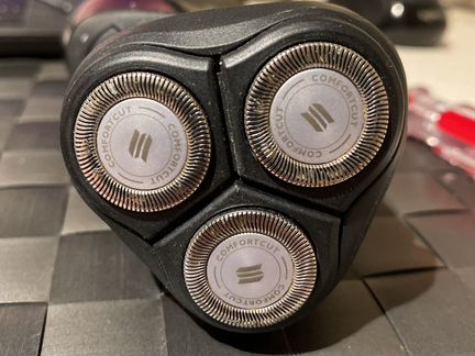 Электробритва philips pt711