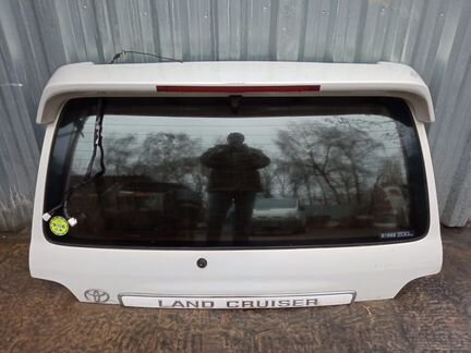 Крышка багажника Toyota Land Cruiser 100 лх470