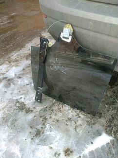 Стекло двери заднее левое Мерседес GLC глс