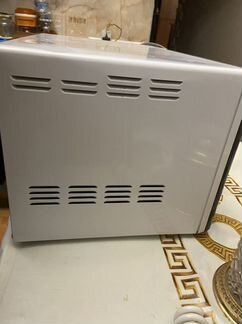 Микроволновая печь и Кронштейн для свч-печи