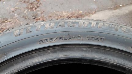 Шина бу 235-55-18 Goodyear UltraGrip Ice 2