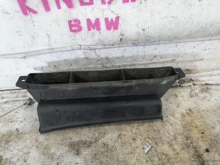 Воздухозаборник Volkswagen Passat B7 variant 1.4