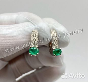 Серьги с бриллиантами и изумрудами 0.4ct