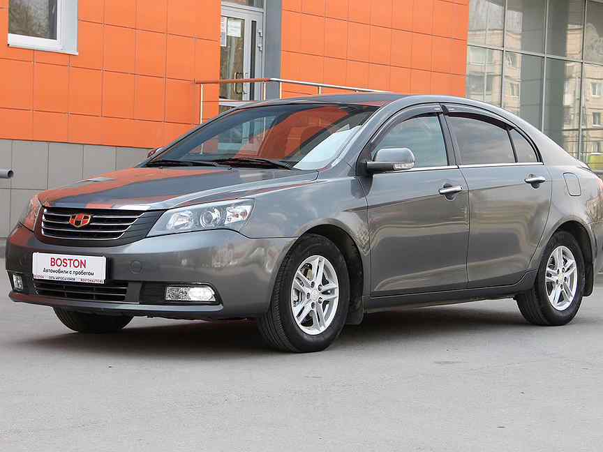 Джили цвет серый. Geely Emgrand 7 2014. Geely седан 2013. Тойота 2014 года Джили. Джили 2014 года седан.