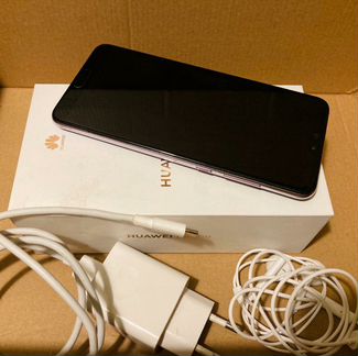 Телефон Huawei P20 pro